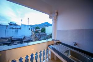 Manasarovar Homes - Rajalakshmi Serviced Apartments