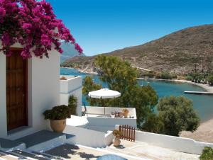 Villa Notos Milos Greece