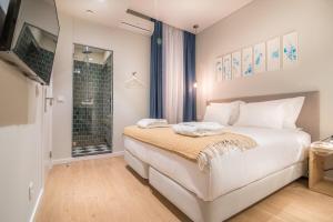 Classic Double or Twin Interior View room in Esqina Urban Lodge