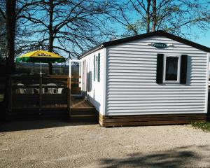 Campings Camping de Contrexeville : photos des chambres