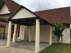 Lot 1281, Villa DAmour