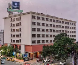 Quality Hotel D V Manor - Mohammadnagar