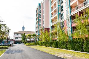 Grande Caribbean Condo