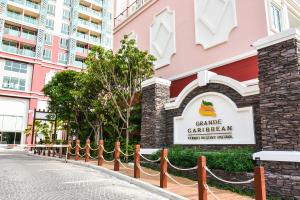 Grande Caribbean Condo