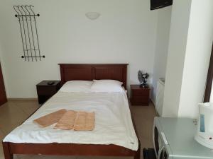 Villa Farage