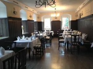 bei Zwillings Hotel & Restaurant - 希尔伯斯多夫