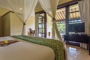 Anini Raka Resort & Spa