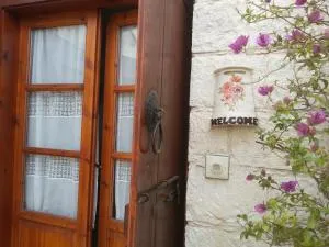 Villa Saint George Stone Costa Demetriou - Yiolou