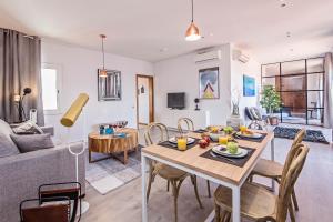 Sweett - Pedrera Department 24