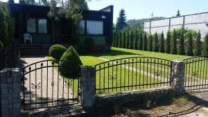 Domek letniskowy nad jeziorem Żarnowieckim - Domek Na Kaszubach - NADOLE - Nadole