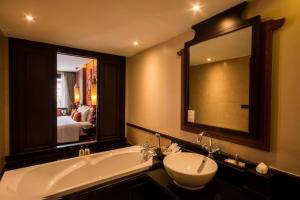 Siripanna Villa Resort & Spa Chiang Mai -SHA Extra Plus