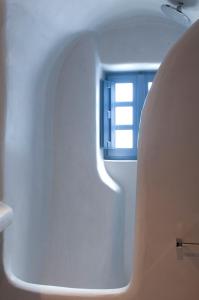 Olyra Traditional Cave Houses Santorini Greece