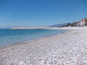 Akrogiali Beach Apartments