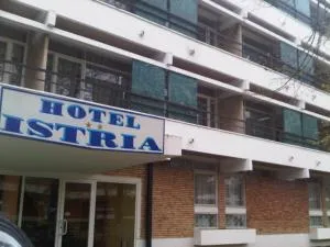 Hotel Istria - 多亚马伊