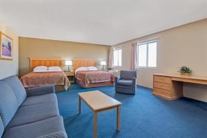 Queen Family Room with Two Queen Beds - Non-Smoking room in Super 8 by Wyndham Spokane/West