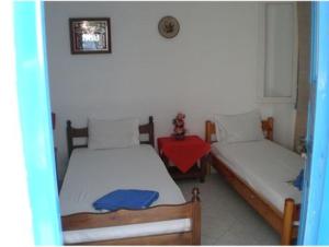 Artemis Pension Ios Greece