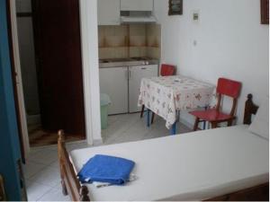 Artemis Pension Ios Greece