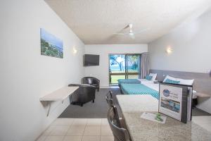 Sarina Beach Motel