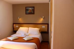 Hotels Hotel Les Gabarres : photos des chambres