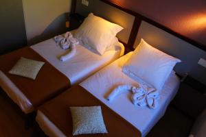 Hotels Hotel Les Gabarres : photos des chambres