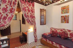 Warda Suite room in Riad Souafine