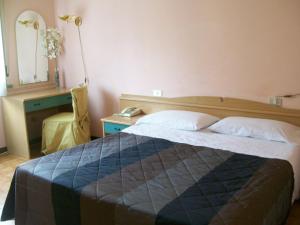 2 hvězdičkový hotel Hotel La Rosta Reggio Emilia Itálie