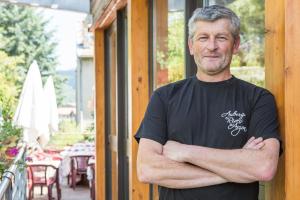 Logis Hotel Restaurant Auberge Les Rives de lArzon