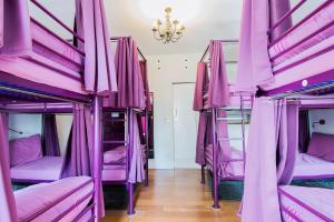 Bed in 8-Bed Mixed Dorm Ensuite room in Safestay York