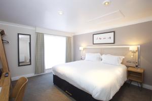 Double Room room in Fisherman's Cot Tiverton by Marston's Inns