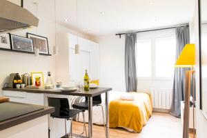 Appartements Unsejouranantes - Le Studio Foure : photos des chambres