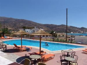 Purple Pig Stars Camping & Bungalows Ios Greece