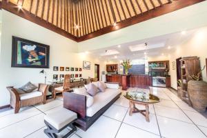 Villa Frangipani
