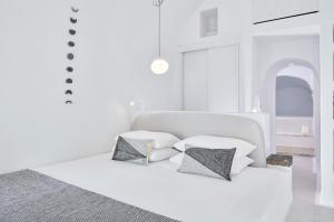 Cosmopolitan Suites - Small Luxury Hotels of the World Santorini Greece