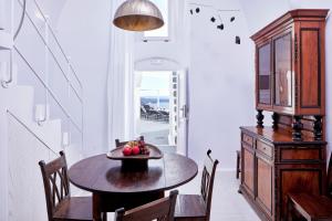 Cosmopolitan Suites - Small Luxury Hotels of the World Santorini Greece