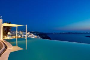 Cosmopolitan Suites - Small Luxury Hotels of the World Santorini Greece