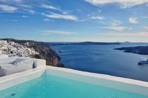 Cosmopolitan Suites - Small Luxury Hotels of the World Santorini Greece