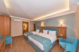 Triple Room room in Magnaura House Hotel