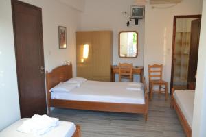 Artemis Pension Ios Greece