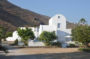 Pelagos Hotel - Oia Santorini Greece