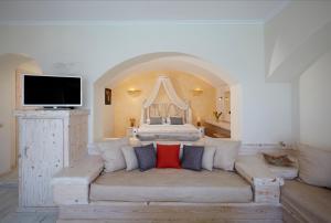 Athermi Suites - Adults Only Santorini Greece