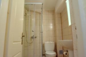 Glyfada Gorgona Apartments Corfu Greece