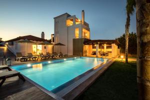 Gennadi Beach Villas - Waterfront Luxury Retreat with Private Beach Rhodes Greece