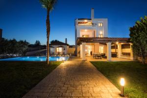 Gennadi Beach Villas - Waterfront Luxury Retreat with Private Beach Rhodes Greece