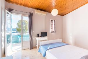 Tsonas Apartments Lefkada Greece