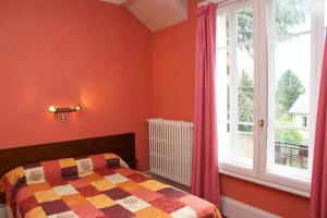 Hotels Hotel Le Lyon Bron : photos des chambres