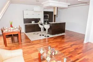 3-Pokojowy Apartament Villa Park - Top Location - 奥尔什丁