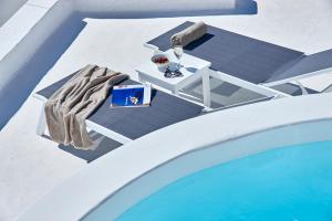 Nautilus Villa Santorini Greece