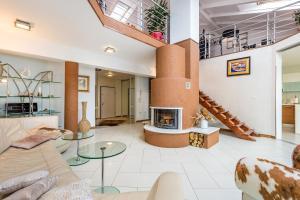 Luxury penthouse Prestige near the sea