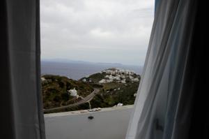 To Maro Sifnos Greece