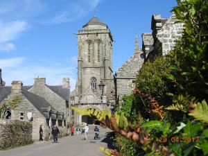 Hotels Logis Le Prieure : photos des chambres